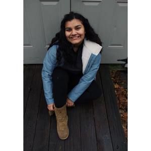 Meet your Posher, Aracely